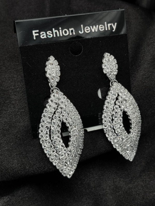 Imported Earrings | Tarnish-free Radiant | Luxury Look Artificial Earrings | Girls Earrings | Women Earrings (Silver)